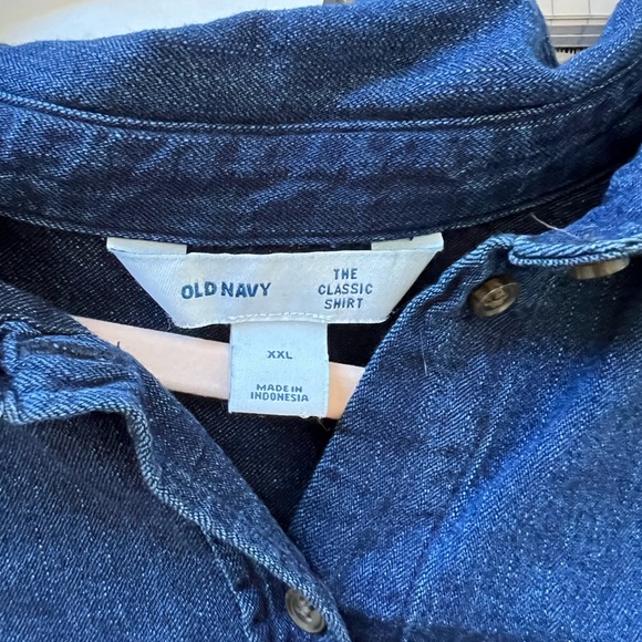 Men’s Old Navy The Classic Shirt Denim Button-Down XXL fits like XL - Picture 2 of 7
